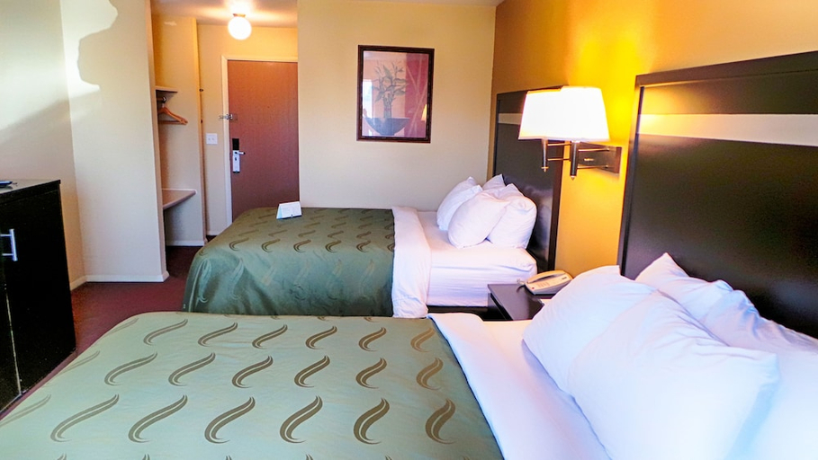 Bedroom 2, Quality Inn Airport Boise ID, Ada