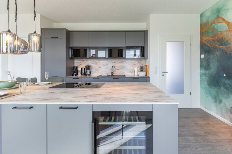 Private kitchen 3, Luxusapartement mit Meerblick, Nordfriesland