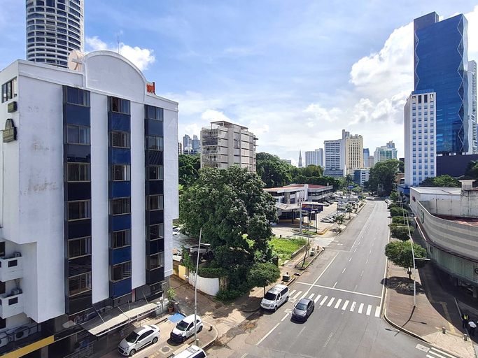 Room 4, w Modern 2BR In La Cresta, Panamá