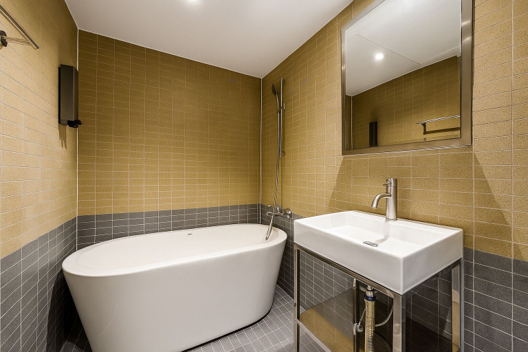 Bathroom 5, Tinto Hotel, Busanjin