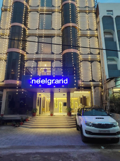 Front of property, Hotel Neelgrand, Agra