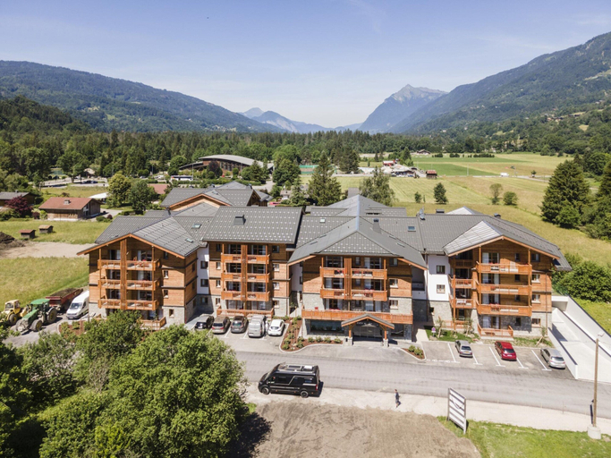 Exterior 4, Apartment in Samoens With Spa and Pool, Haute-Savoie