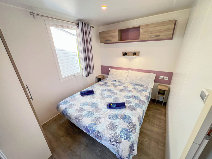 Bedroom 5, Happy Camp in Camping La Vecchia Torre, Lecce