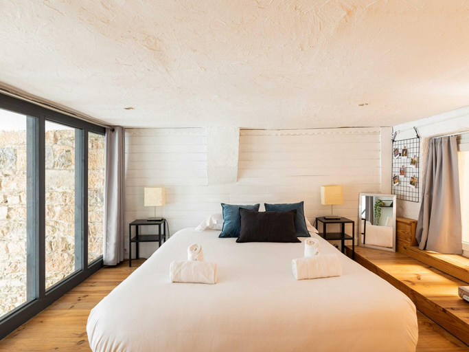 Bedroom, DIFY Le Lodge dAinay, Rhône