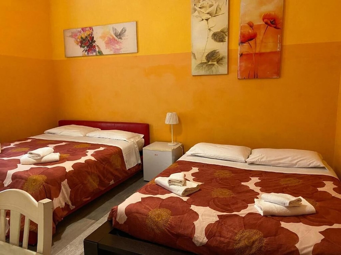 Bedroom 2, Vatican Leone IV, Roma
