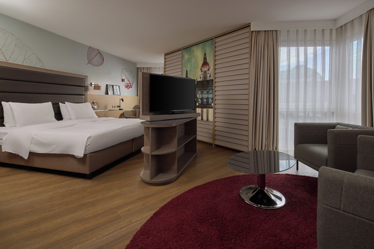 Bedroom 4, DoubleTree by Hilton Hannover Schweizerhof, Region Hannover