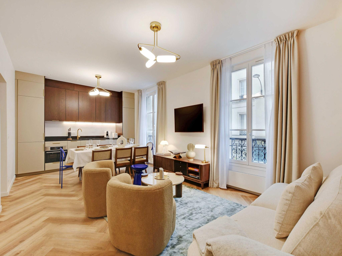 Others 4, Spacious apartment - Bastille, Paris