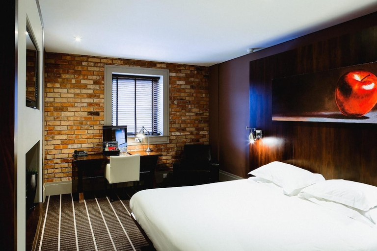Bedroom 2, mour hotel, Nottinghamshire