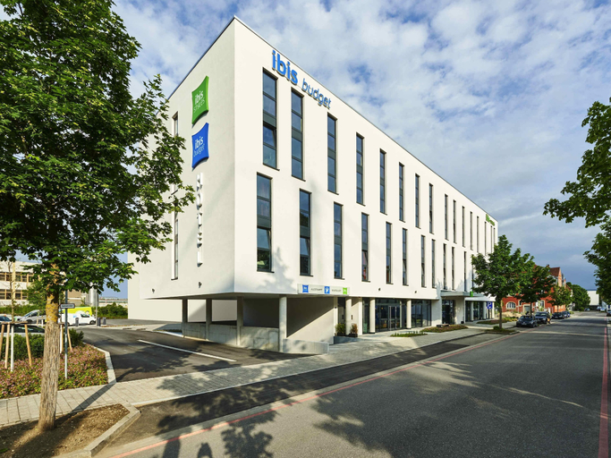 Exterior & Views 2, ibis Styles Singen, Konstanz