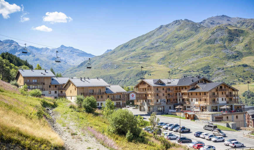 View from property 3, Apartment in Les Menuires With Spa & Pool, Savoie