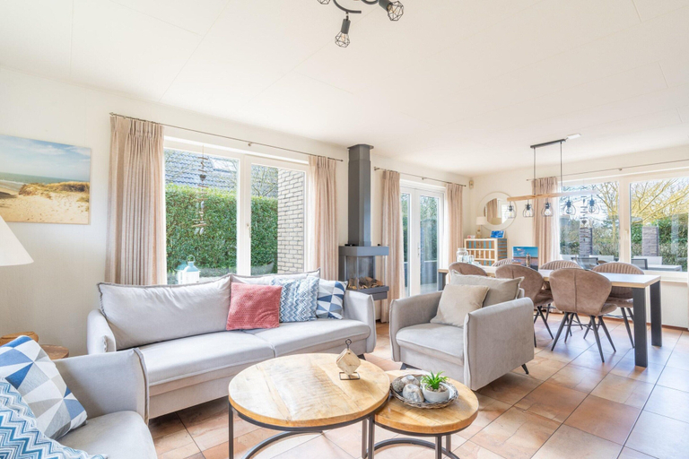 Living room 3, Charming Villa Near the sea and Forest, Texel