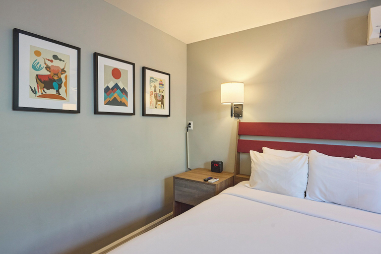 Bedroom 3, The Lodge Red Hook, New York