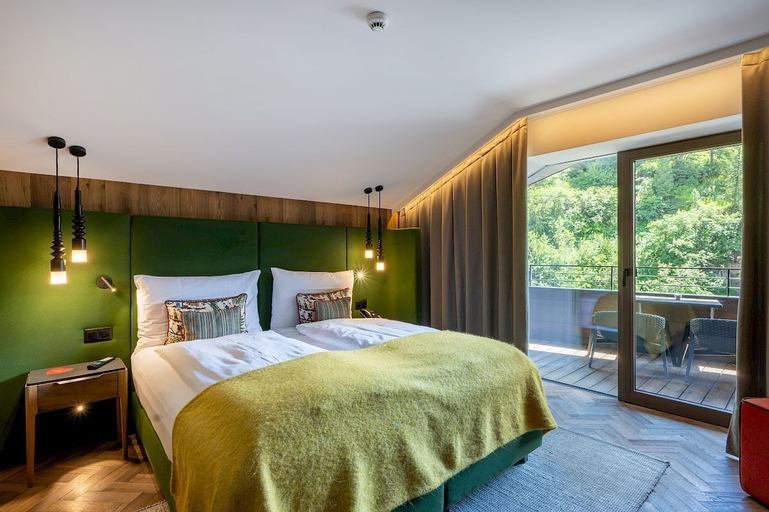Bedroom 3, Hotel ZERMAMA Zermatt, Visp