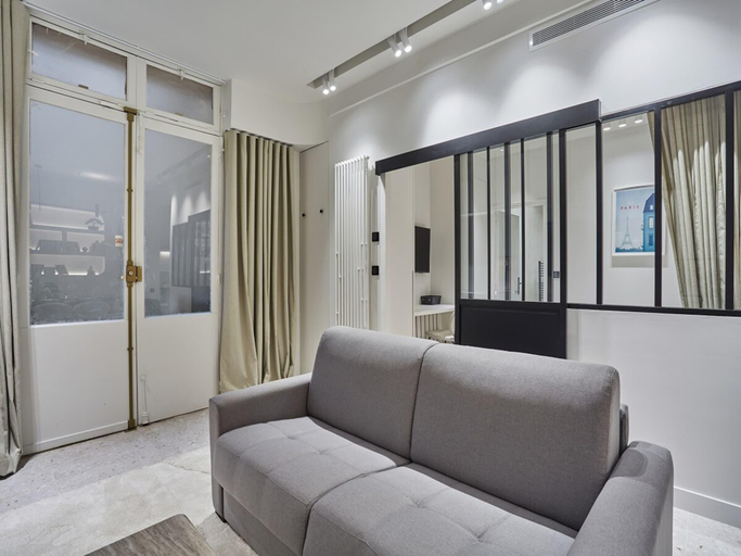 Others 5, Superb new apartment Sacre Coeur Montmartre, Paris