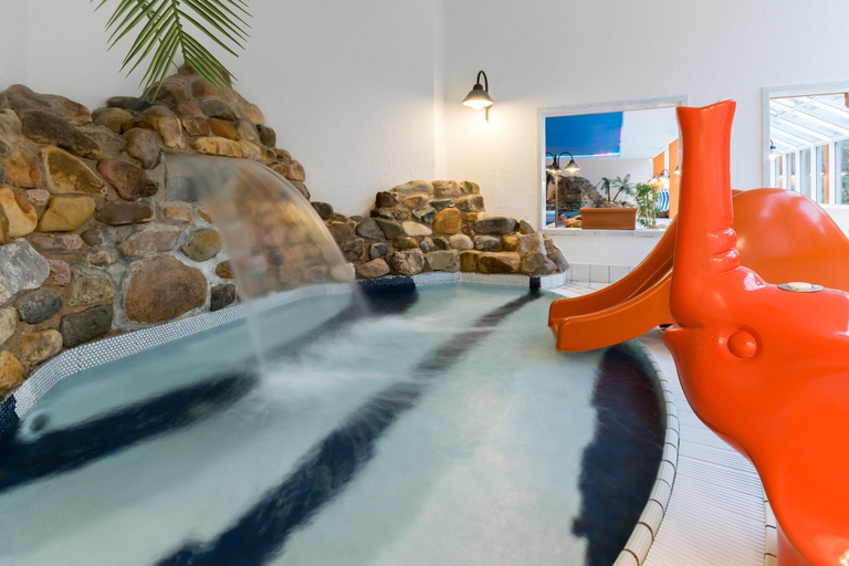 Pool 5, Appartement im Panoramic Hotel Bad Lauterberg, Osterode am Harz