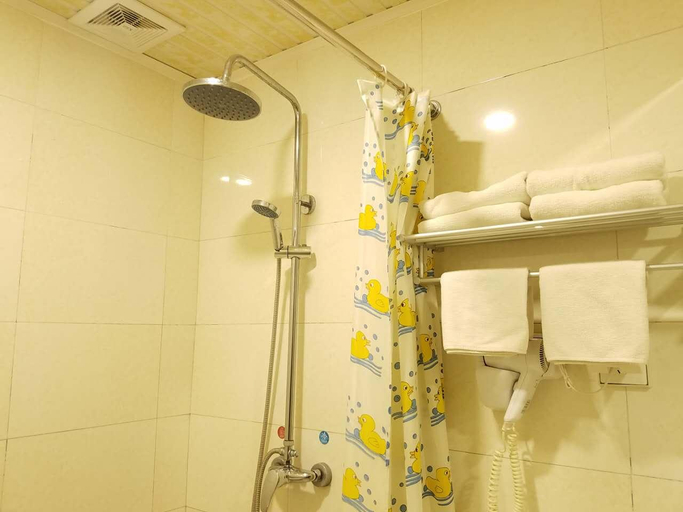 Bathroom 4, 169 Business Hotel, Beijing