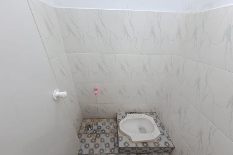 Bathroom 3, Hotel O Penginapan Tulimario Syariah, Jambi
