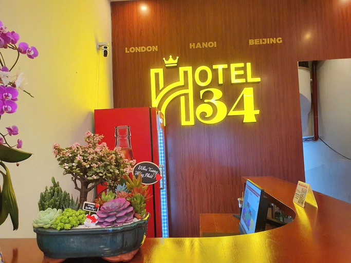 Others 4, HOTEL 34, District 10