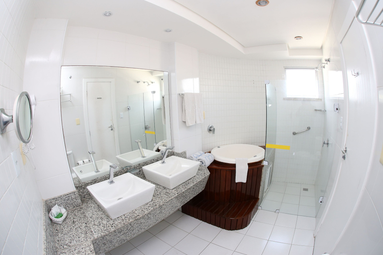 Bathroom 4, Real Classic Hotel, Aracaju