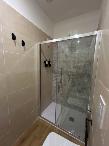 Bathroom 5, Somnia Luxury Rooms, Napoli