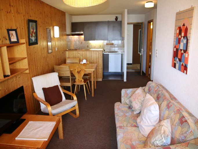 4, Apartment with Rhone valley view, Sion