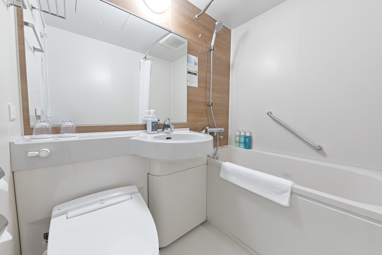 Bathroom 5, Sotetsu Fresa Inn Osaka-Namba, Osaka