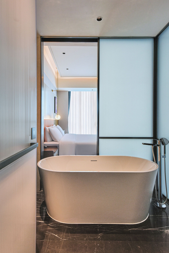 Bathroom 4, Novotel Jinan Airport, Jinan