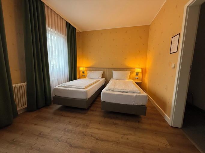 Bedroom 4, Hotel Hafner, Stuttgart