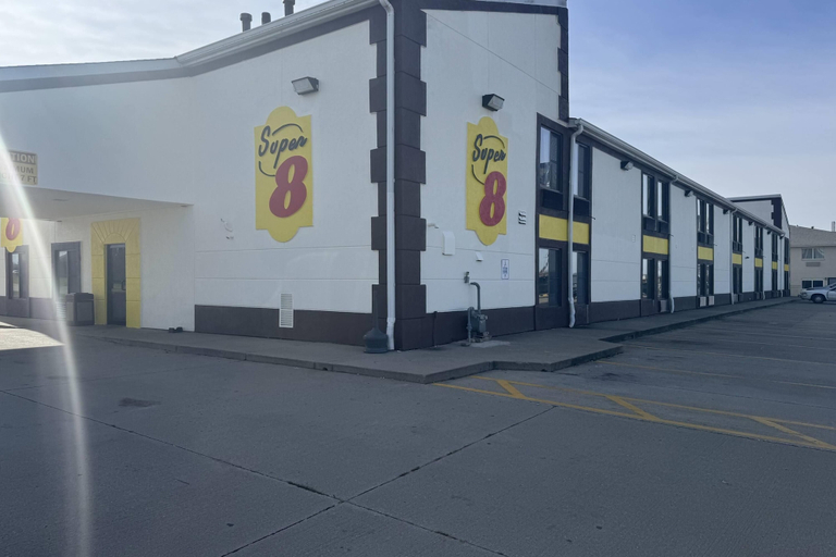 Exterior & Views 2, Super 8 by Wyndham Lincoln, Logan