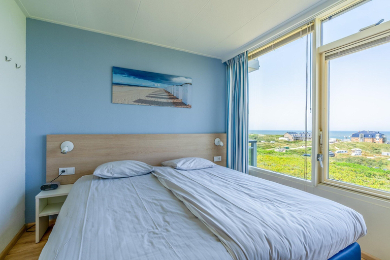 Room 5, 2 Person Apartment With sea View, Texel
