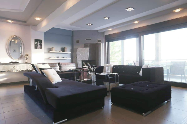 Room 4, Villa Erytha - Serene Retreat With Views Garden, Central Macedonia