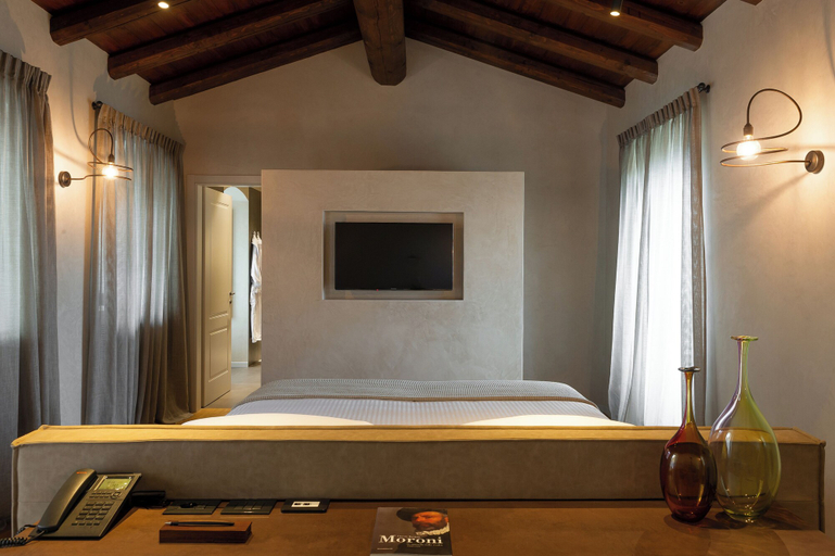 Bedroom 2, Relais San Vigilio al Castello, Bergamo