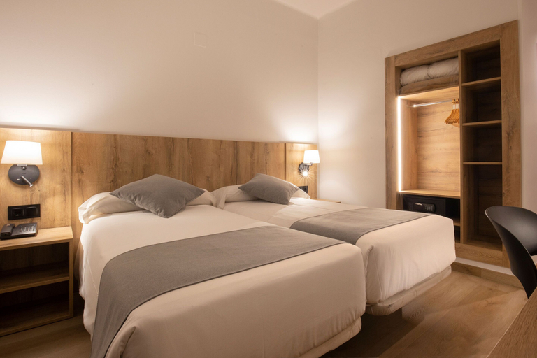 Bedroom 3, Hotel Cérvol by Nexta