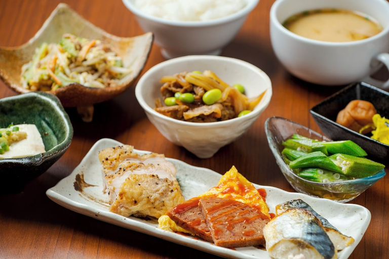 Food & Drinks 5, Yenn's Marina Inn Mercy, Ginowan