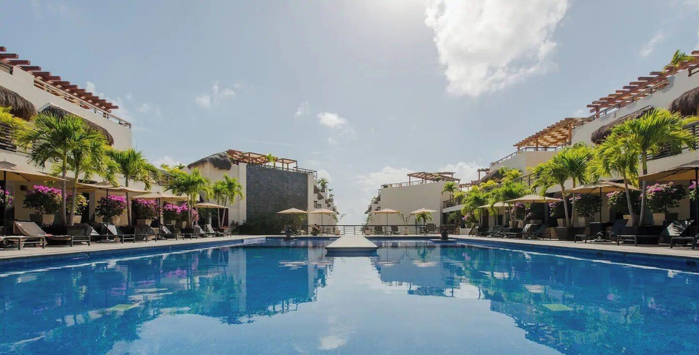 Sport & Beauty 3, Aldea Thai , Cozumel
