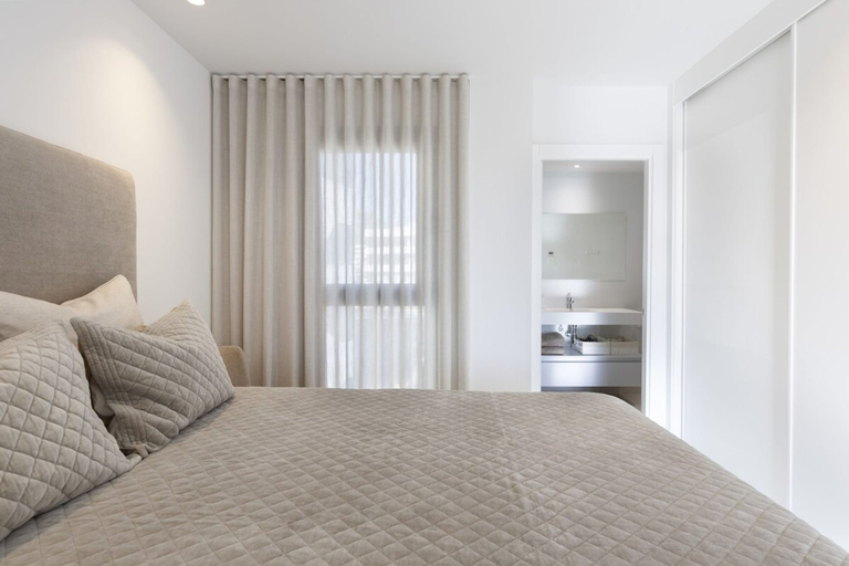 Room 4, Horizon Top Floor Apartment Higueron, Málaga