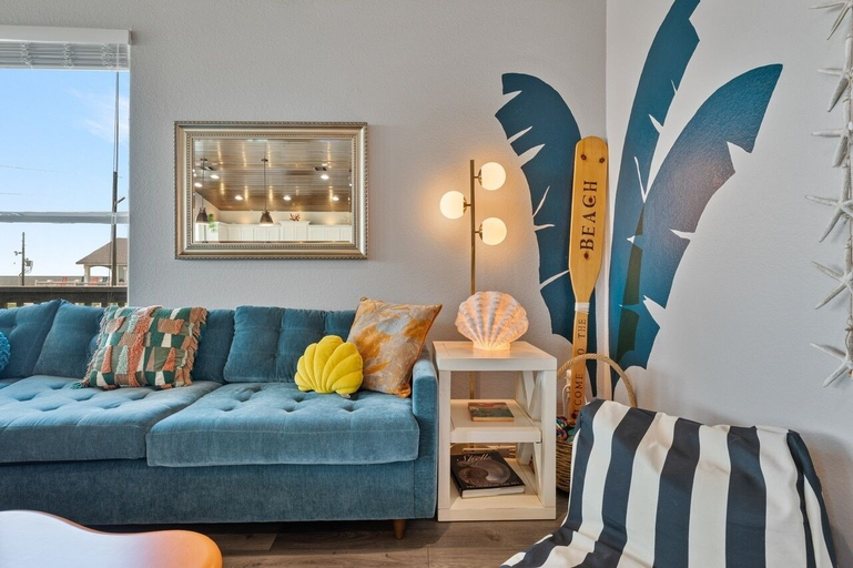 Living area 2, The Neon Moon 3 Bedroom Home by RedAwning, Galveston
