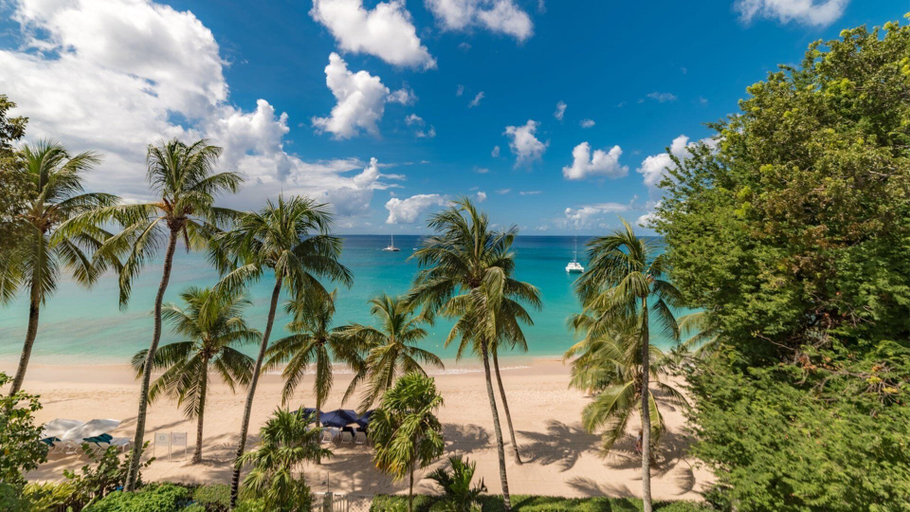 Others 5, Smugglers Cove by Blue Sky Luxury