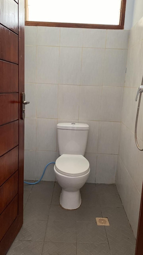 Bathroom, Linobi Homestay, Lombok