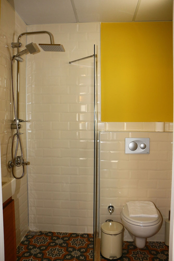 Bathroom 5, Holy Pansiyon, Kaş