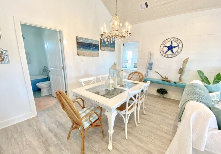 Dining 3, Reader's 3 Bedroom Home by RedAwning, Galveston