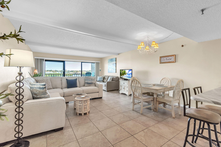 Others 5, Sea Club #204 - Casa Intercoastal, Pinellas
