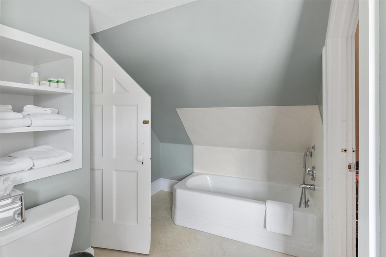 Bathroom 4, Kennebunkport Inn, York