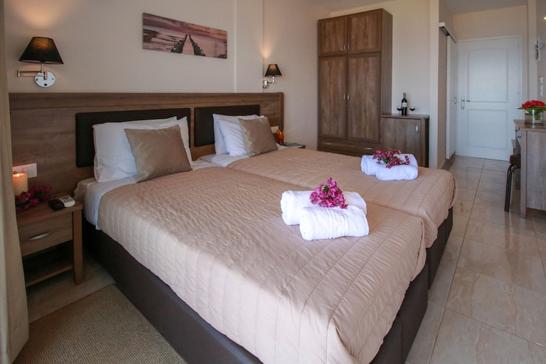 Bedroom 3, Hotel Yannis-Corfu, Ionian Islands