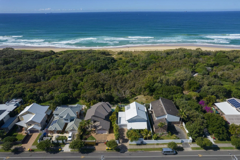 View from property, Beachfront 3-bed With Private Pool & Fireplace, Caloundra - Kawana