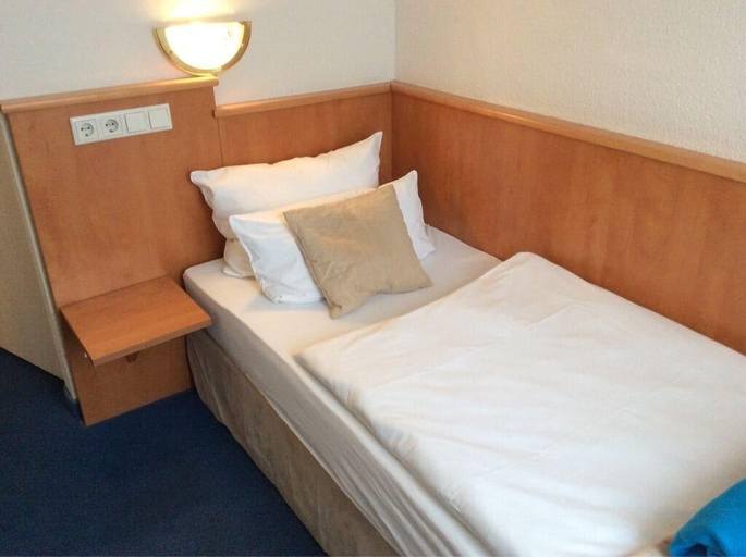 Bedroom 3, Hotel Elsen, Rhein-Kreis Neuss