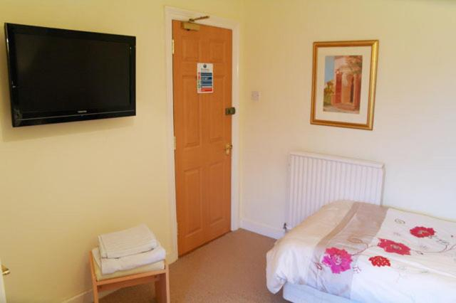 Bedroom 2, Bay Tree House, Dorset