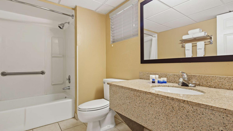 Bathroom 3, Best Western Fort Myers Waterfront, Lee