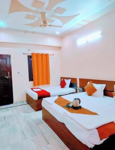 Room 5, Hotel shri ram krishna mahal, Faizabad