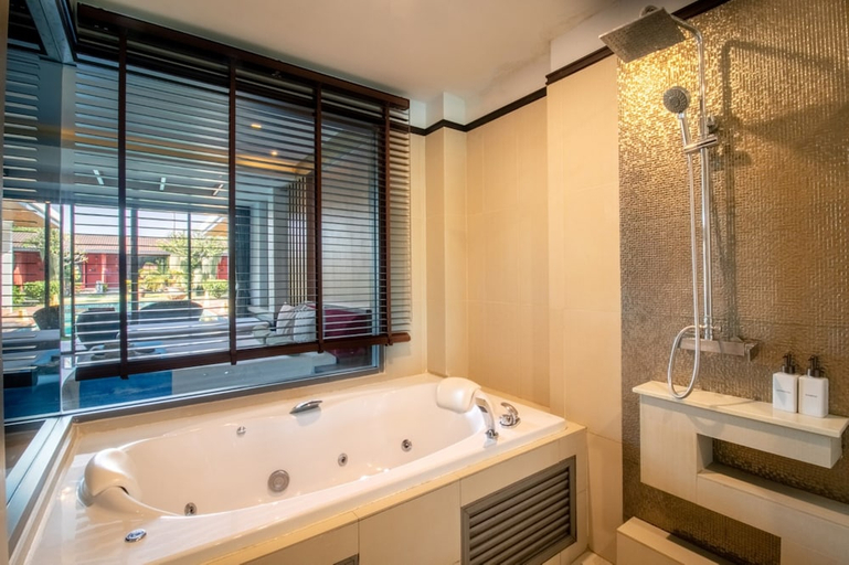 Bathroom 5, Mai Morn Resort, Pulau Phuket